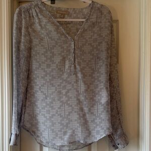 Banana Republic Gray Geometric Blouse